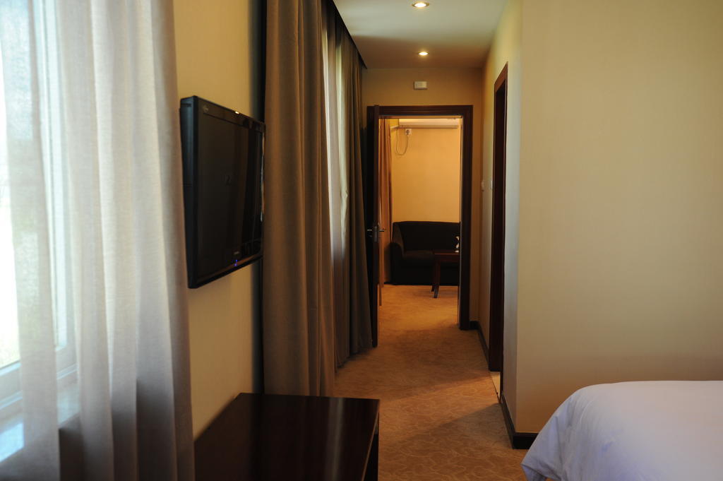 Wanrun International Resort Hotel In Tibet Xigaze Rom bilde