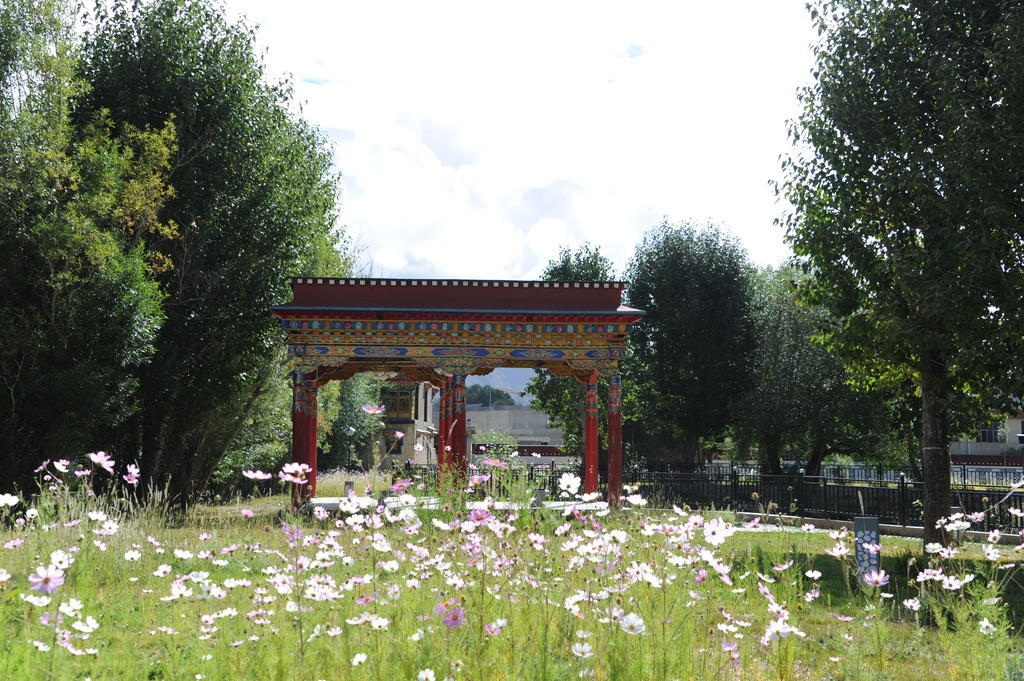 Wanrun International Resort Hotel In Tibet Xigaze Eksteriør bilde
