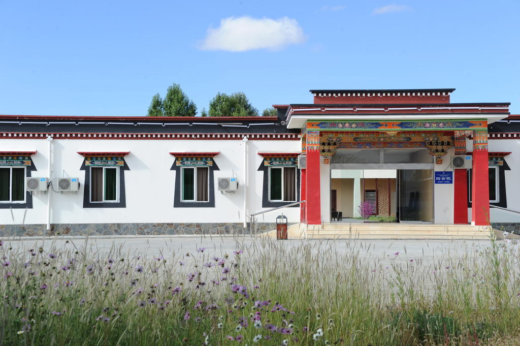 Wanrun International Resort Hotel In Tibet Xigaze Eksteriør bilde
